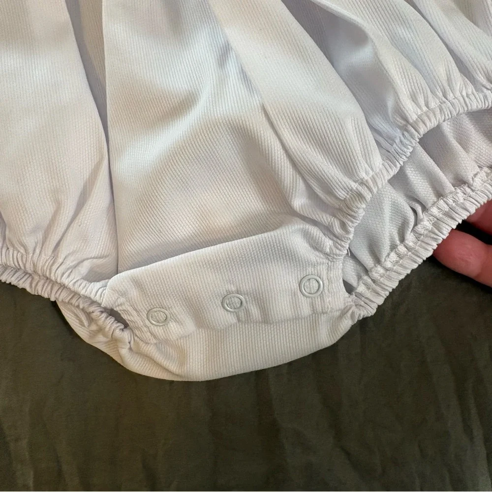 Classic Whimsy Flutter Sleeve Bubble Monogramable Romper. Size 24 months.
